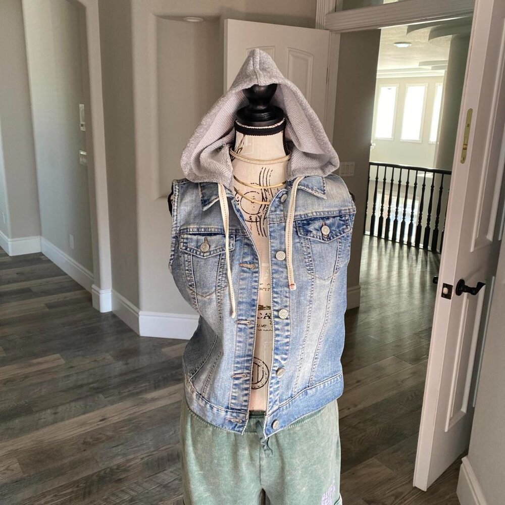 Cute Vintage Mudd denim vest Hooded
